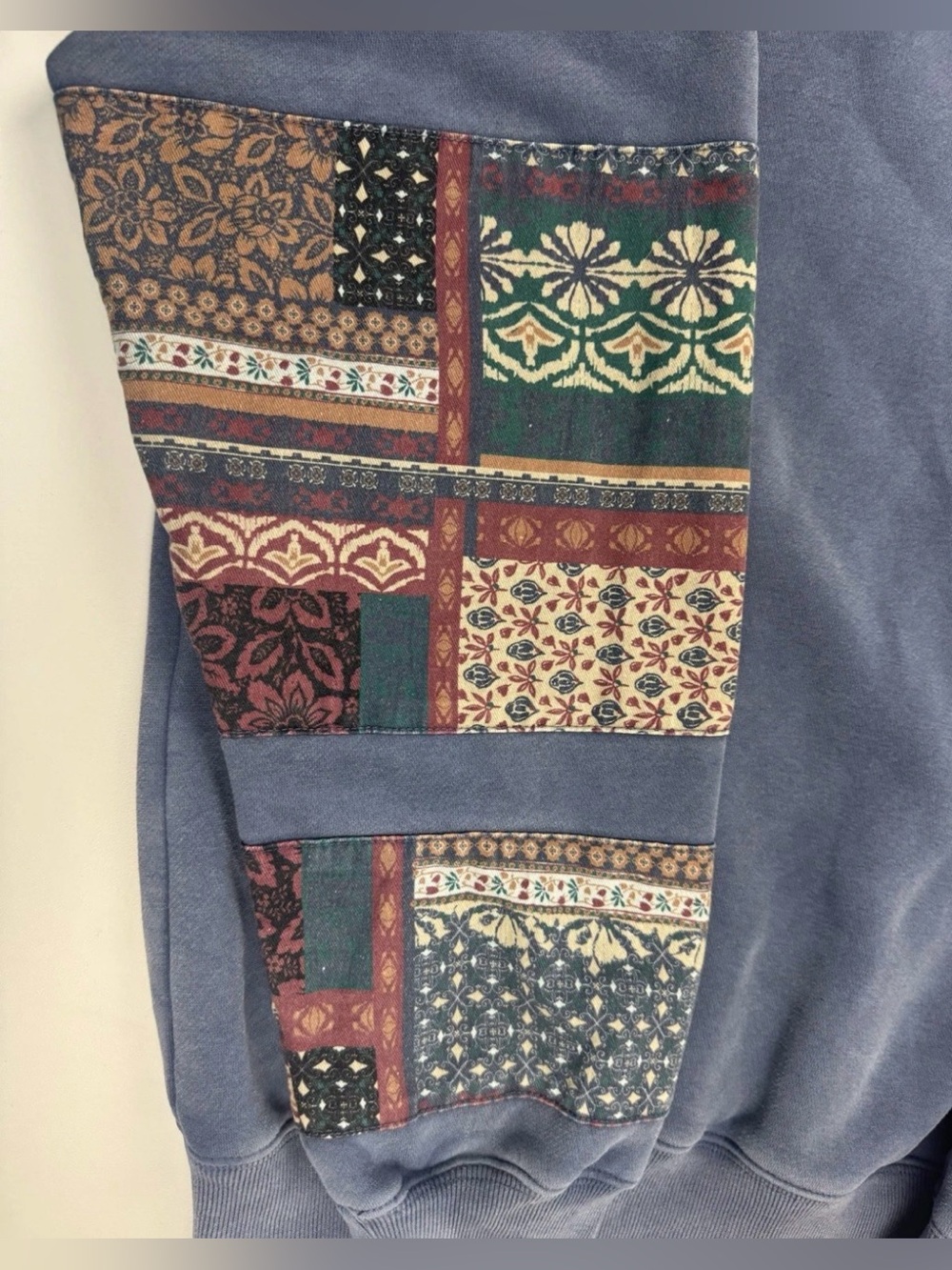 Abercrombie & Fitch Patchwork Crewneck Oversized Multicolor Mens M - Picture 4 of 9